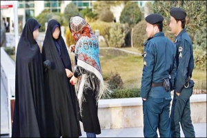 تصویر شهروندان از اقدامات مؤثر فراجا در مقابله با بی حجابی حمایت می کنند