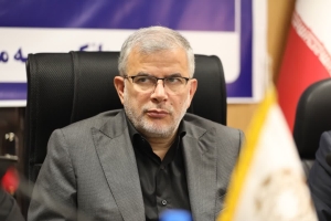 تصویر بانک‌ها باید نقش مؤثر در حمایت از تولید و اقتصاد ایفا کنند