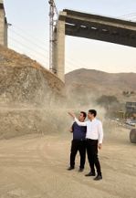 تصویر تسریع در بازگشایی جاده دسترسی پدافندی پل B1