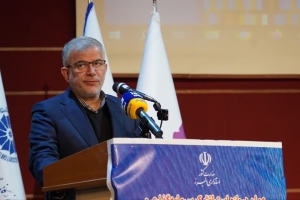 تصویر توسعه صادرات و بهره‌گیری از ظرفیت همسایگان، اولویت راهبردی اقتصاد استان البرز است