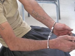 تصویر دستگیری سارق به عنف در چهارباغ