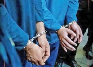 تصویر دستگیری سارقان دریچه فاضلاب با ۱۰۷ فقره سرقت در اشتهارد