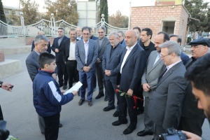 تصویر وزیر تعاون، کار و رفاه اجتماعی وارد البرز شد