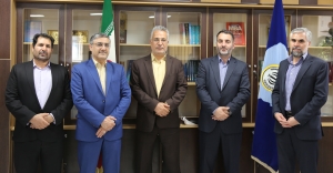 تصویر دیدار مدیرعامل بانک ایران ونزوئلا با مدیرشعب بانک سپه منطقه البرز