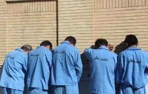 تصویر دستگیری سارقان اماکن خصوصی با اعتراف به 9 فقره سرقت در کرج