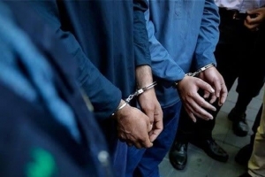 تصویر دستگیری سارقان به عنف با اعتراف به 11 فقره سرقت در ساوجبلاغ