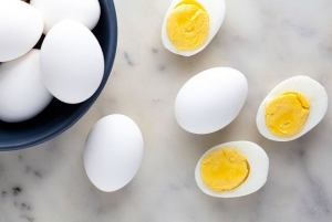 تصویر آب‌پز بهترین روش طبخ تخم مرغ است