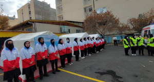تصویر اجرای بیست و پنجمین مانور سراسری زلزله در مدرسه دخترانه شهید کلانتر کرج
