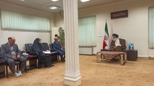 تصویر تبیین جایگاه علم و علم آموزی در جامعه امری ضروری است