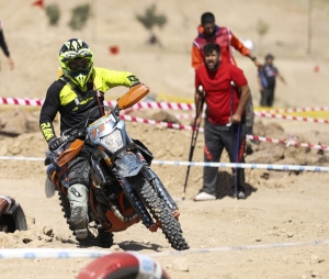 تصویر راه اندازی دهکده موتورسواری و اتومبیلرانی بین المللی در البرز