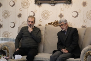تصویر دیدار مدیرکل آموزش و پرورش استان البرز با خانواده معظم شهدا و ایثارگران
