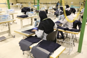 تصویر فعالیت ۱۳ کارخانه و ۱۲۰۰ کارگاه تولید پوشاک در البرز