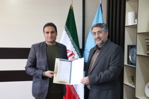 تصویر مدیر کل میراث‌فرهنگی البرز از تصویربرداران همای سعادت در البرز قدردانی کرد