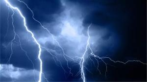 تصویر پیش بینی رشد ابر، بارش باران و وزش باد برای البرز