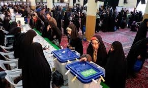 حضور مردم در انتخابات تعیین کننده سرنوشت منطقه، دولت و نظام است
