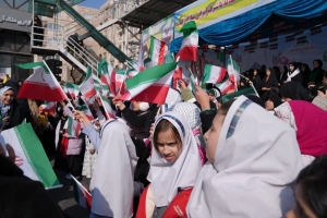 تصویر برگزاری راهپیمایی باشکوه ۲۲بهمن در محمدشهر+ تصاویر