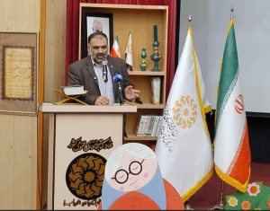 تصویر «نقالی» شیوه‌ای مناسب برای آشنایی کودکان با متون کهن ایرانی