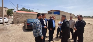 تصویر سرکشی فرماندار به محلات کم برخوردار شهر هشتگرد