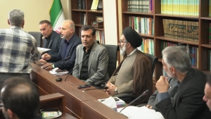 تصویر دیدار صمیمانه اعضای اتحادیه خوار و بارفروشان با امام جمعه فردیس