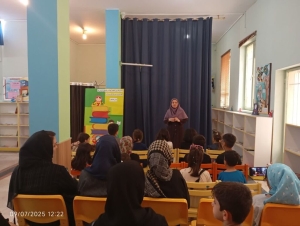 تصویر ویژه برنامه ی «قلم کودکانه» در مرکز هشتگرد
