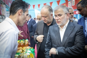 تصویر نمایشگاه‌های عرضه مستقیم لوازم‌التحریر برای تامین نیاز خانواده‌ها و تنظیم بازار دایر شد