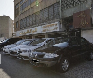 بازار خودرو درگیر بی‌نظمی سایت‌های فروش