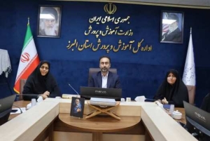 تصویر حضور زن در جامعه تضادی با نقش او در خانواده ندارد