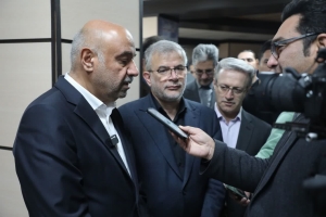 تصویر بررسی مشکلات تولید و حمایت از مسکن کارگری در سفر یک‌روزه به البرز