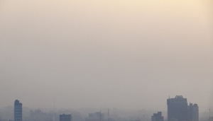 دورکاریِ مبهم در روزهای آلودگی هوا؛ سردرگمی کارمندان و مردم در البرز