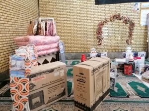تصویر اهدای ۵ سری جهیزیه به نوعروسان نیازمند در شهرستان اشتهارد