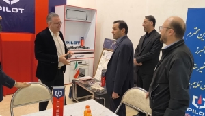 تصویر بازدید مدیرکل صمت البرز از نمایشگاه هفته پژوهش و فناوری استان