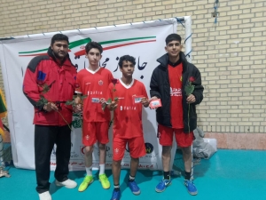 تصویر کسب عنوان دومی تیم شهدای چهارباغ در مسابقات محلات کم برخوردار