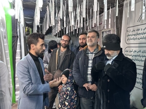 تصویر بازدید فرمانده سپاه شهرستان نظرآباد از نمایشگاه وجشنواره اسوه در استان البرز
