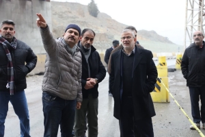 تصویر پل B0 آزادراه شمالی کرج در روزهای آینده به بهره‌برداری می‌رسد