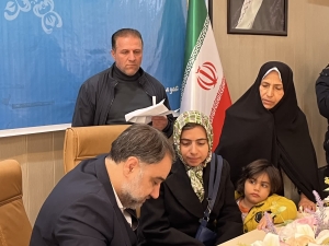 تصویر دیدارهای مردمی  بلکه بستری برای تصمیم‌سازی دقیق و افزایش اعتماد عمومی است