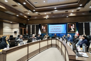 تصویر تدقیق و تدوین دستورالعمل حقوق و دستمزد شهرداری‌ها بررسی شد