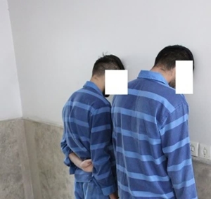 تصویر کپی 379 کارت بانکی در پوشش تاکسی اینترنتی