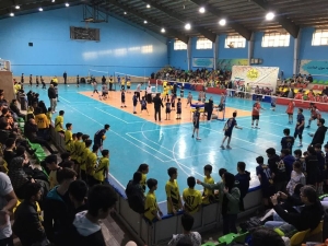 تصویر مسابقه های ورزشی محلات کرج در اوج تماشا