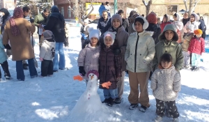تصویر جشنواره آدم برفی در طالقان برگزار شد