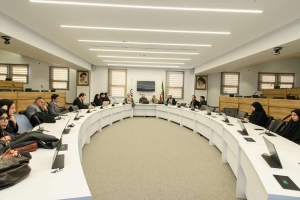 تصویر نشست هم اندیشی اساتید دانشگاه علوم پزشکی البرز با تحلیل حوادث اخیر کشور برگزار شد