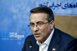 تصویر حقوق اسفندماه کارمندان به موقع و حتی زودتر پرداخت می‌شود