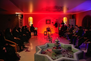 تصویر برپایی محفل شعر امین در البرز