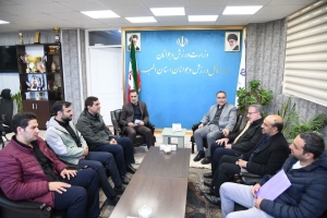 تصویر بازدید سر زده مدیرکل حوزه استاندار از اداره کل ورزش و جوانان البرز