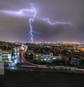 تصویر پیش‌بینی رگبار و رعد و برق در البرز