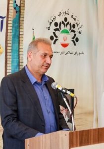 تصویر در شرایط جنگی ، با تمام توان در حال خدمت رسانی به شهر و شهروندان هستیم