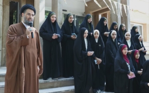 تصویر برنامه معنوی و فرهنگی «چایخانه حضرت امام رضا(علیه‌السلام)» در بیمارستان امام حسن مجتبی(علیه‌السلام) نظرآباد برگزار شد 