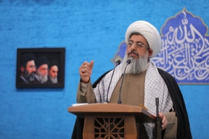 تصویر برخورد قاطع با عاملان گرانی و احتکار ضروری است