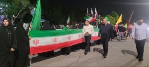 تصویر حضور فرماندار اشتهارد در آئین پرچم‌ گردانی