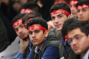 تصویر جوانان؛ قلب تپنده  شهر و ستون آینده‌ جامعه
