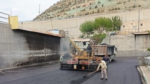 تصویر عملیات آسفالت سکوی انتقال زباله خلج‌آباد تکمیل شد